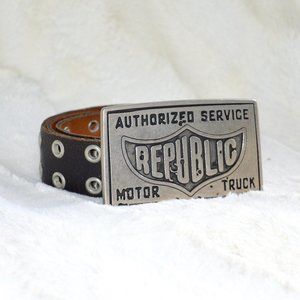 Vintage Leather Belt with Buckle